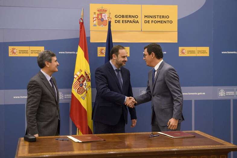 El vicepresidente destaca que el convenio supondrá un impulso para recuperar la inversión en obra pública (Foto TA)